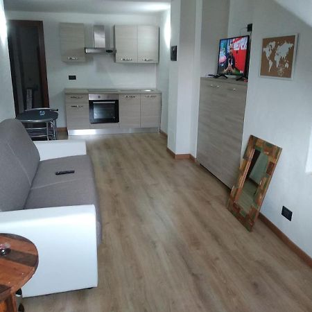 Apartament Mansarda Al Valentino Turyn Zewnętrze zdjęcie